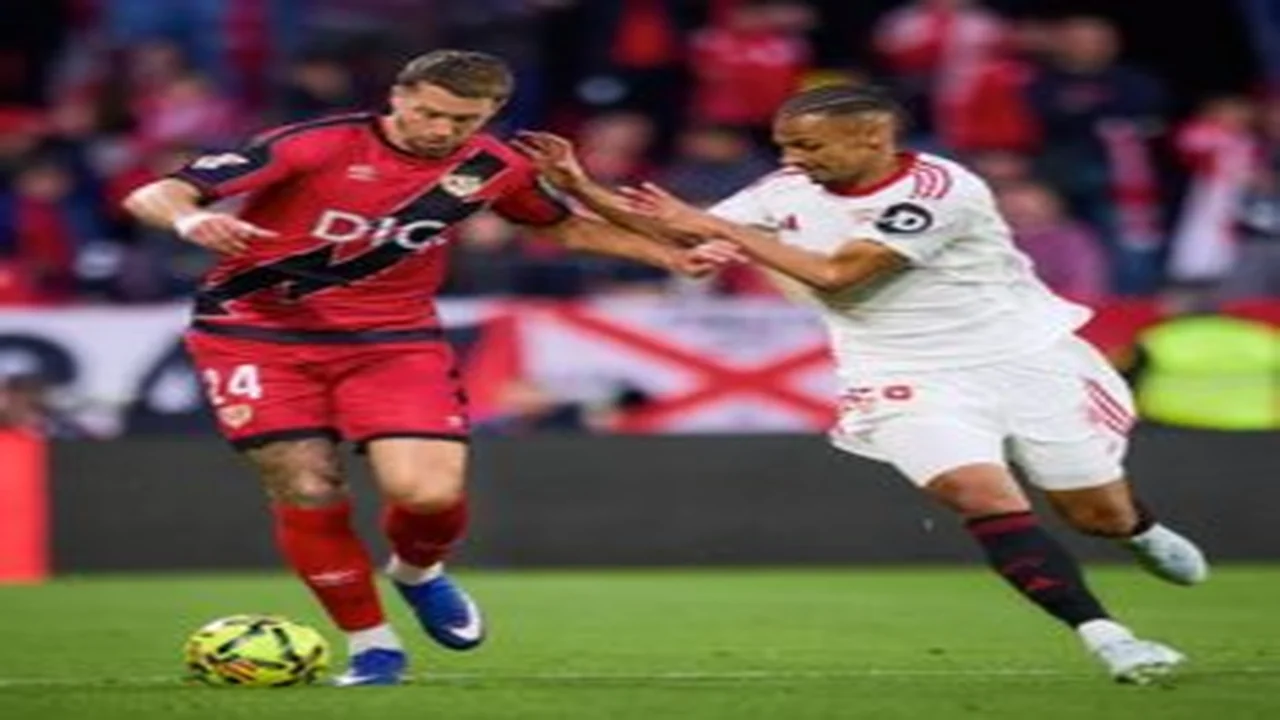 التعادل الإيجابي يحسم مواجهة إشبيلية ورايو فاليكانو في الدوري الإسباني لكرة القدم